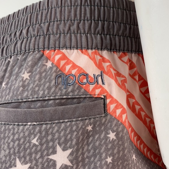 RIP CURL Gray/White/Orange Activewear Shorts Size: XS - Picture 6 of 17